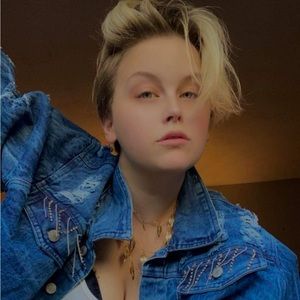 Meet your Posher, Taylor